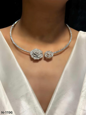 Rose Silver Collar Necklace Set