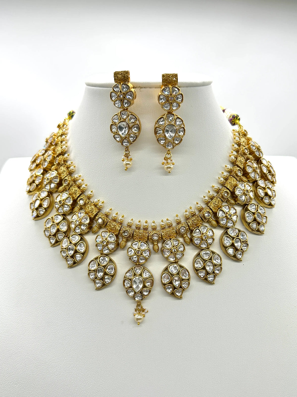 Kaya Classic Kundan Choker Set