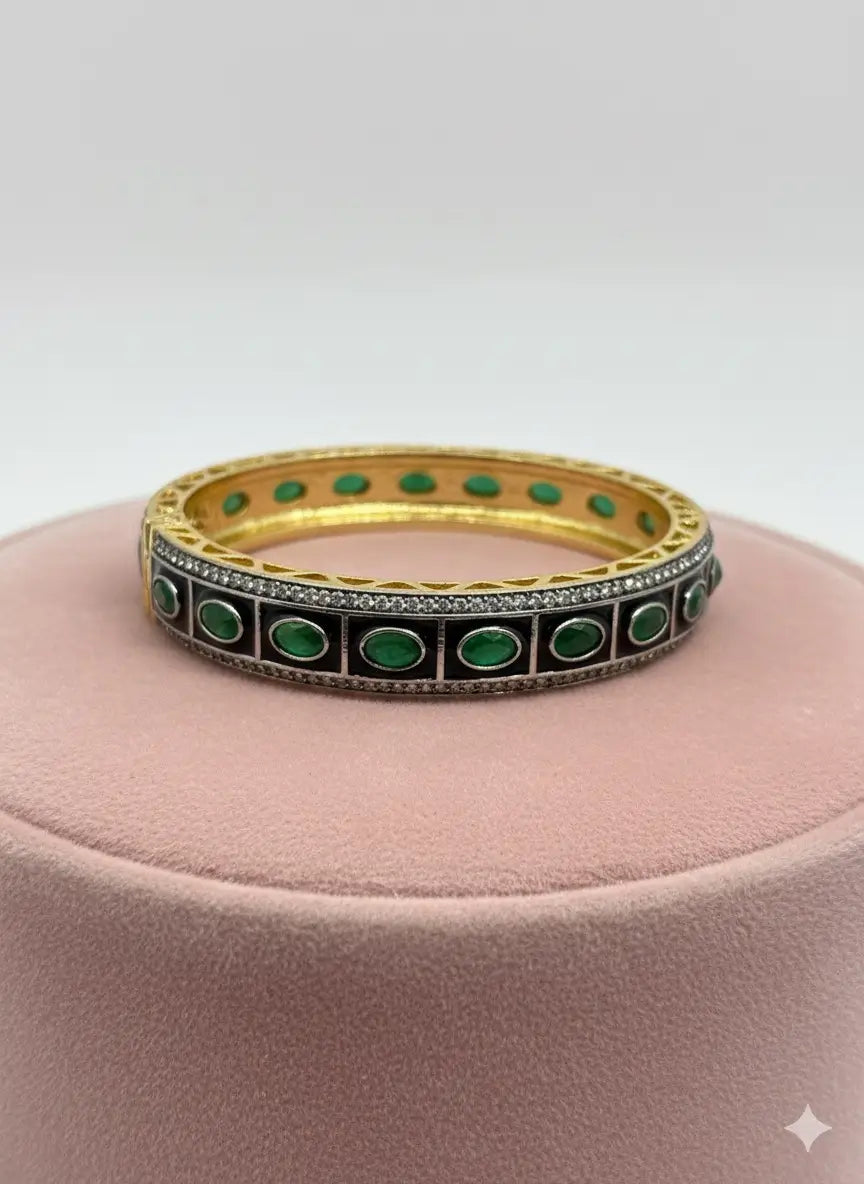 Green Victorian Bracelet