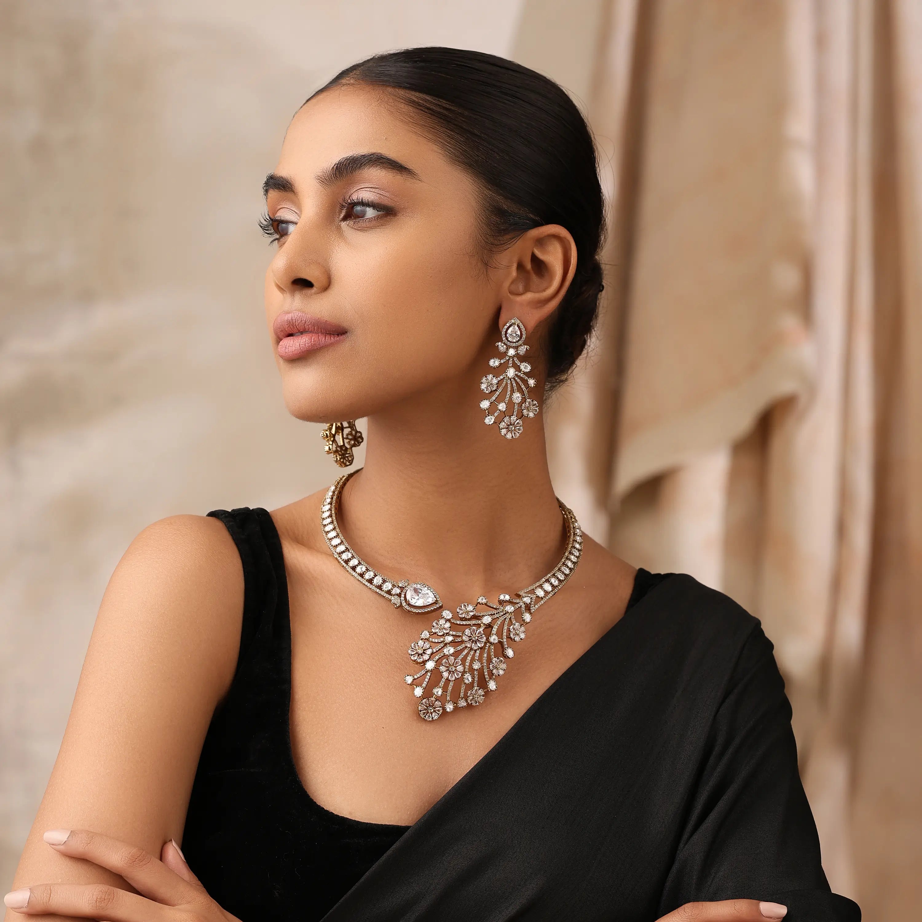 Amarysa Clear Floral Kundan Statement Necklace Set