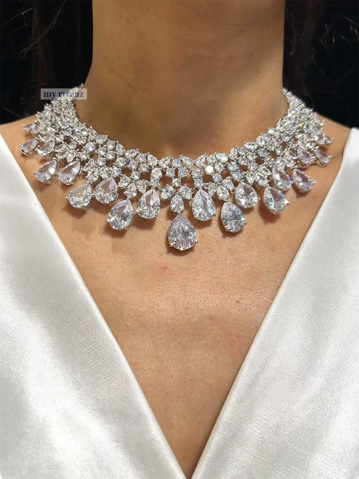 July Silver Diamond Choker Set