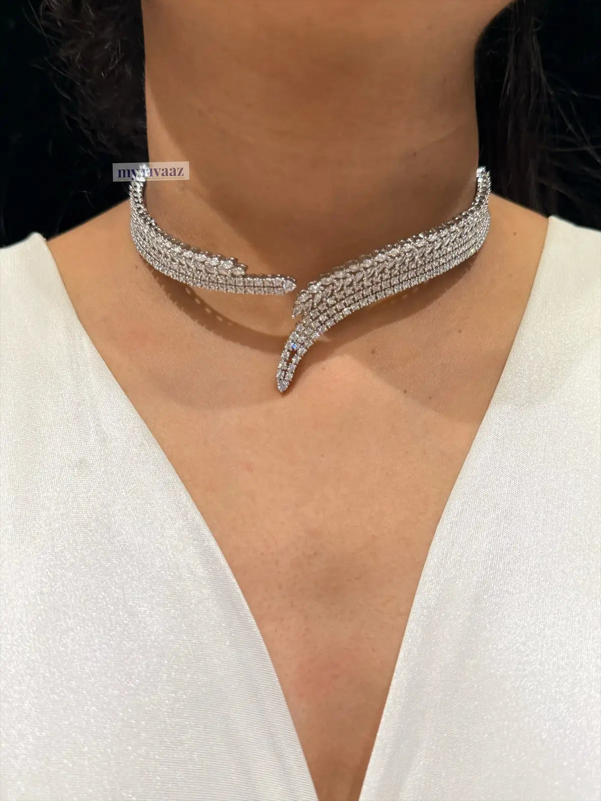 Aveline Diamond Curve Choker Set