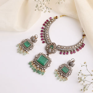 Elina Emerald Necklace Set with Statement Earrings