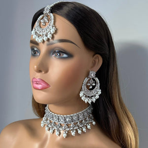 GlambyRivaaz Necklaces Ziva Silver Polki Choker