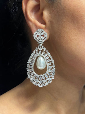 GlambyRivaaz Zara Earring