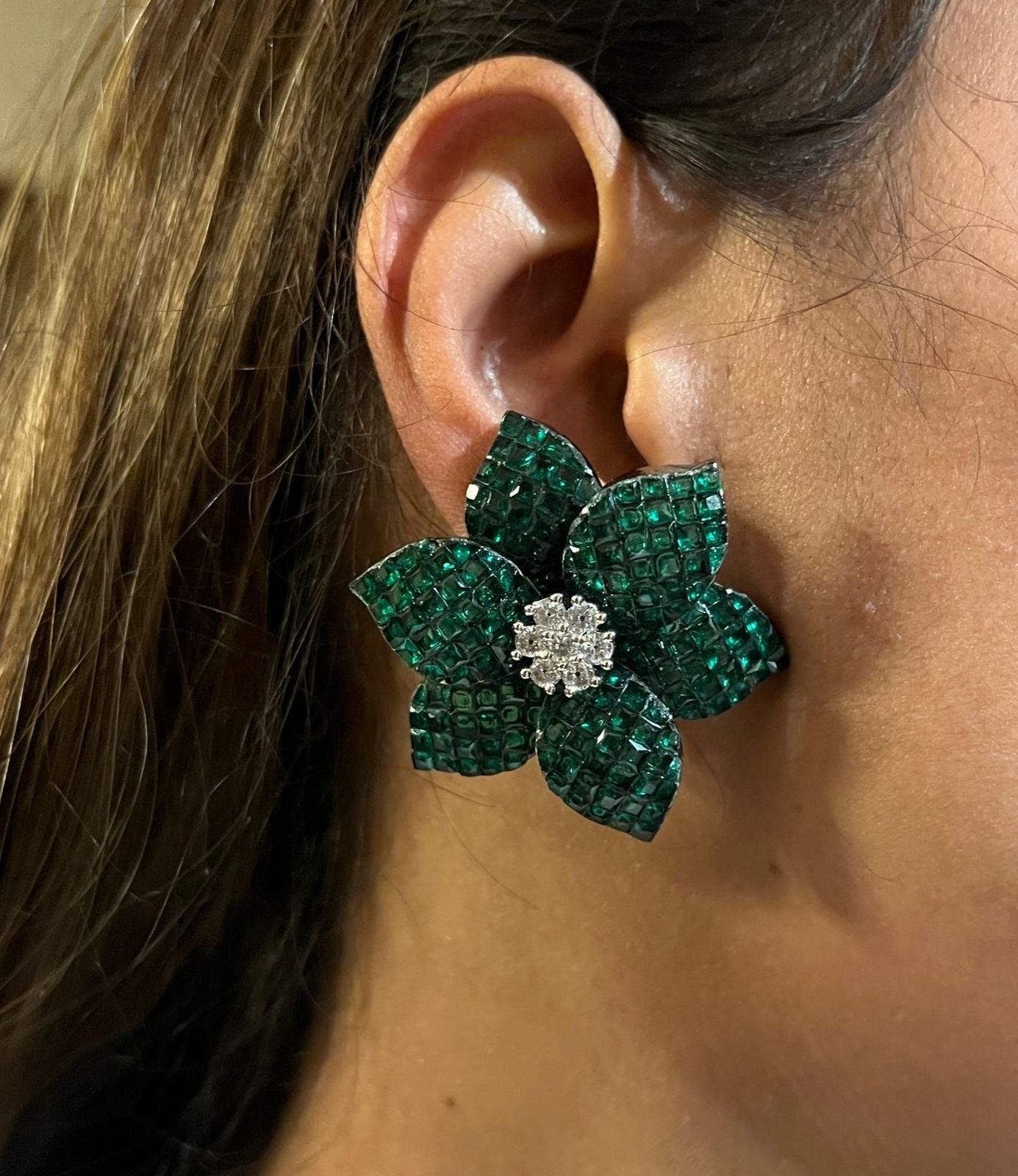 Sold Out Invisible Setting Emerald CZ Diamond Choker Statement Jewelry Indian Necklace Statement American Diamond Set Necklace