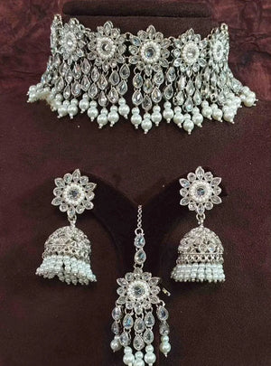 Silver Polki Necklace Set with Jhumke and Tikka / Silver Choker/ Pakistani jewelry/ Indian jewelry/ Indian necklace/ Pakistani Choker