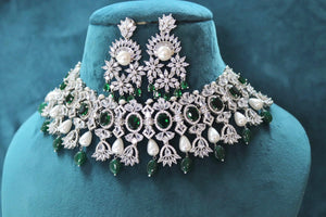 Erika Emerald Diamond Pearl Choker Earrings / Indian jewelry/ Indian Choker/ Pakistani jewelry/ Bollywood jewelry/ Pakistani Necklace
