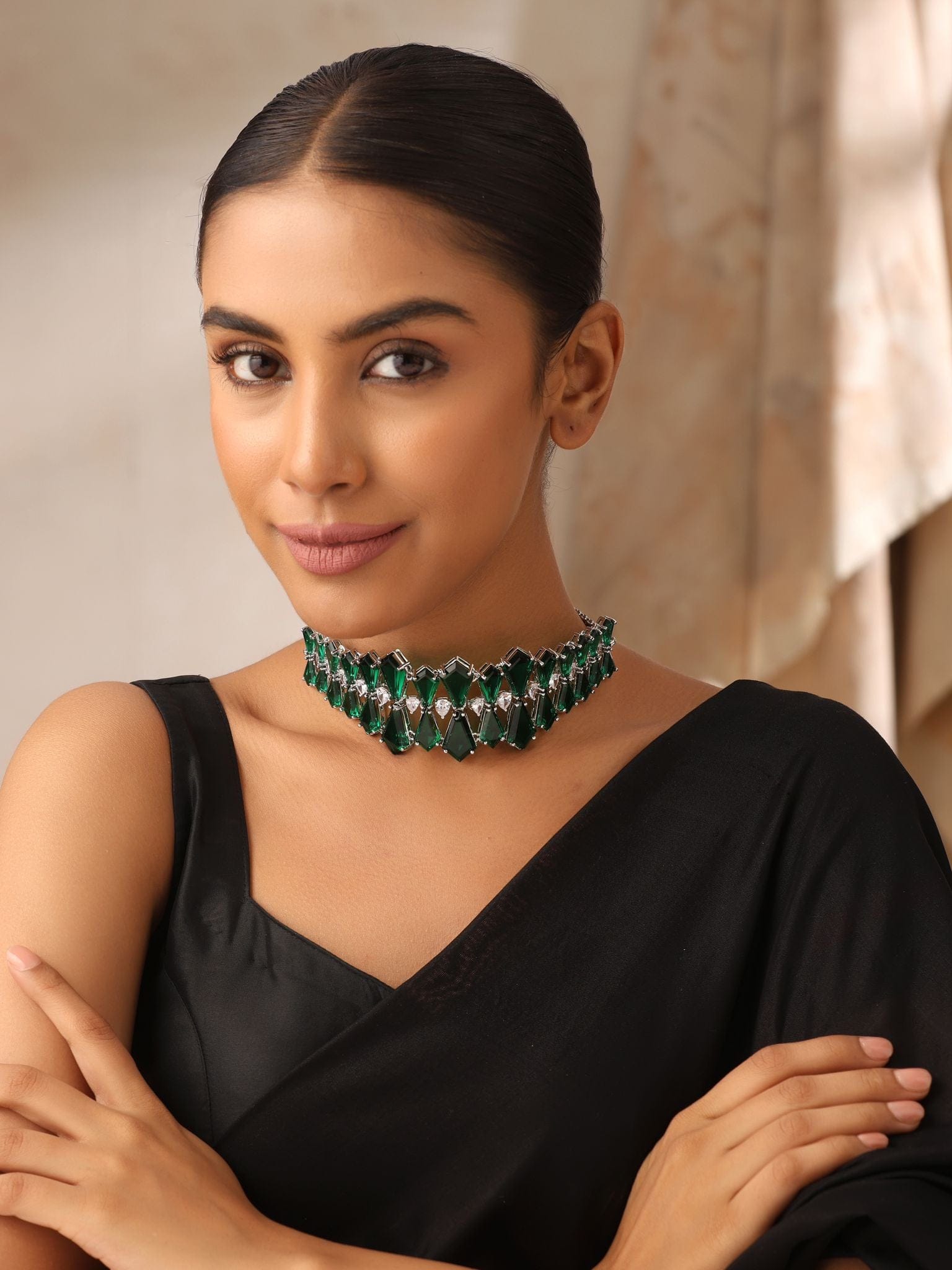 Kiara Choker Set – Emerald Green Statement Necklace with Matching
