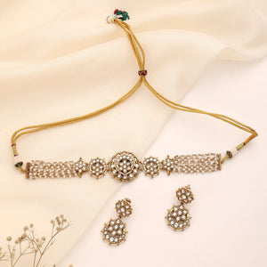 Kritika Floral Kundan Choker Set