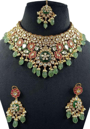 Kyna Fine Kundan Set
