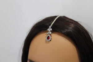 April Dainty Silver Diamond Maang tikka