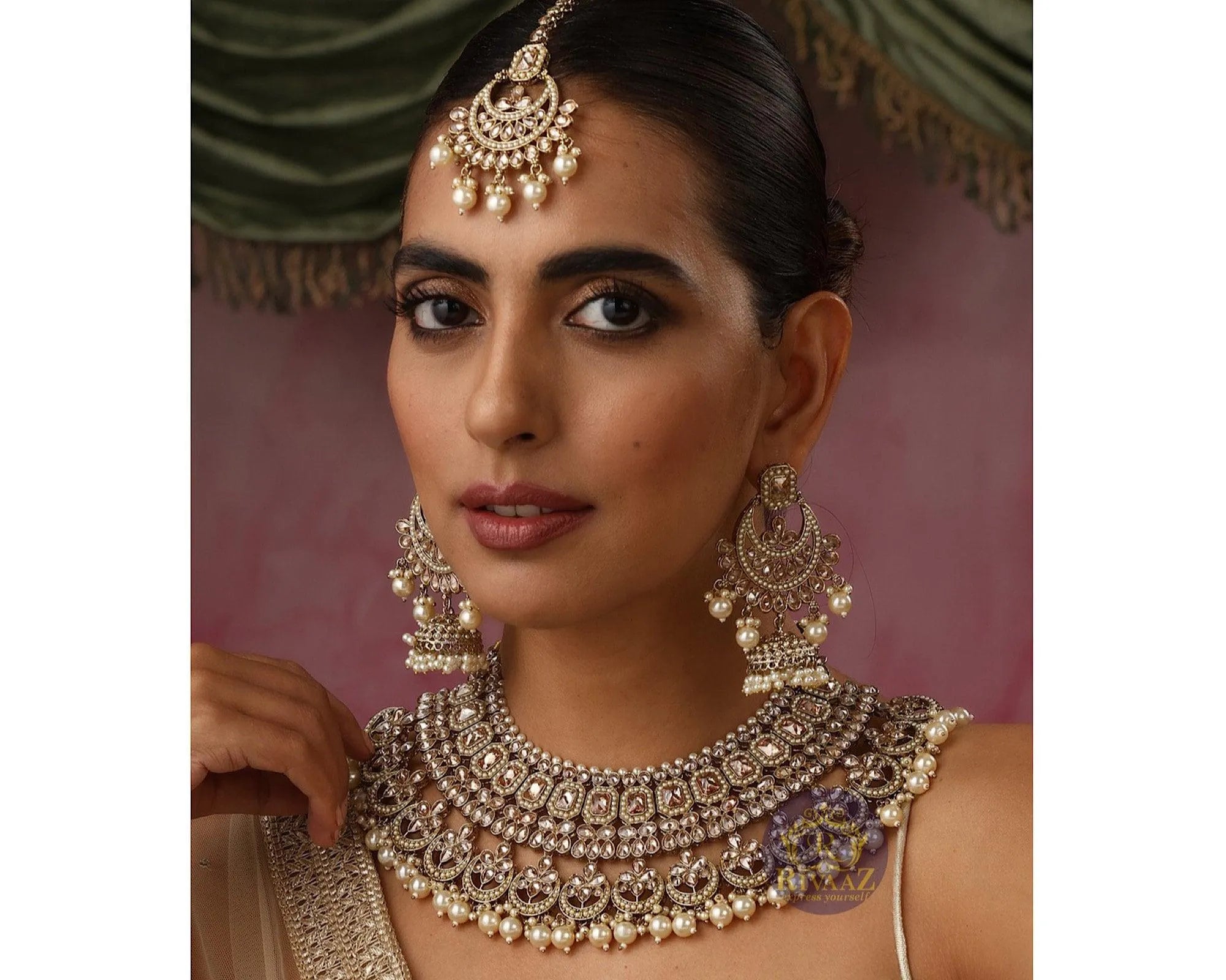 Anisha Antique Gold Polki Choker