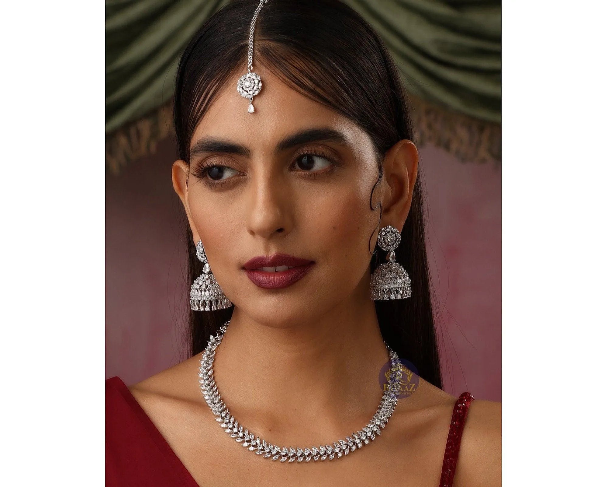 April White Diamond Necklace