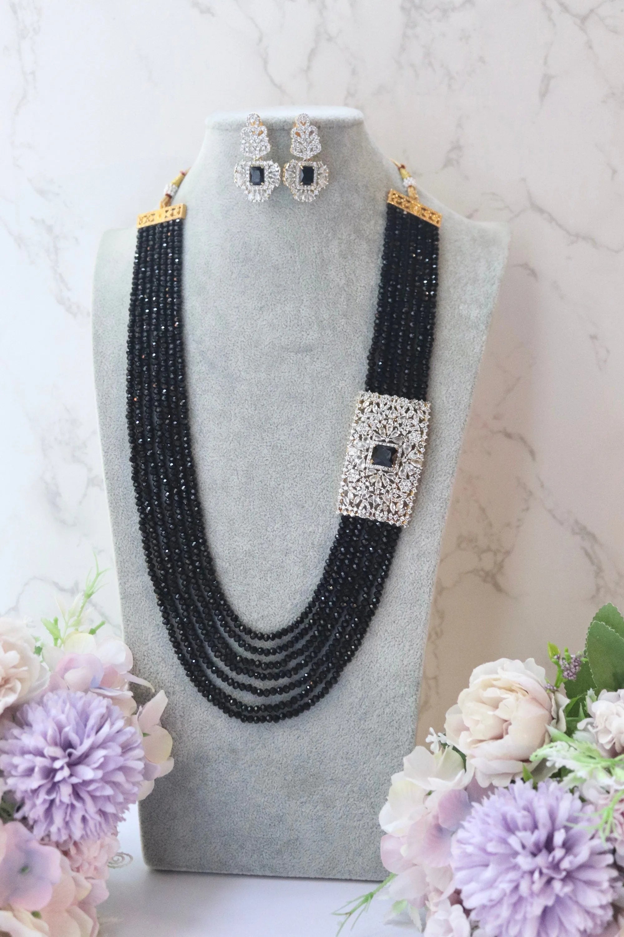 Black Victorian Long Necklace