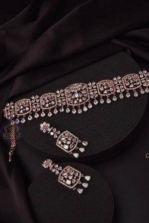 Liz Princess Cut Diamond Choker