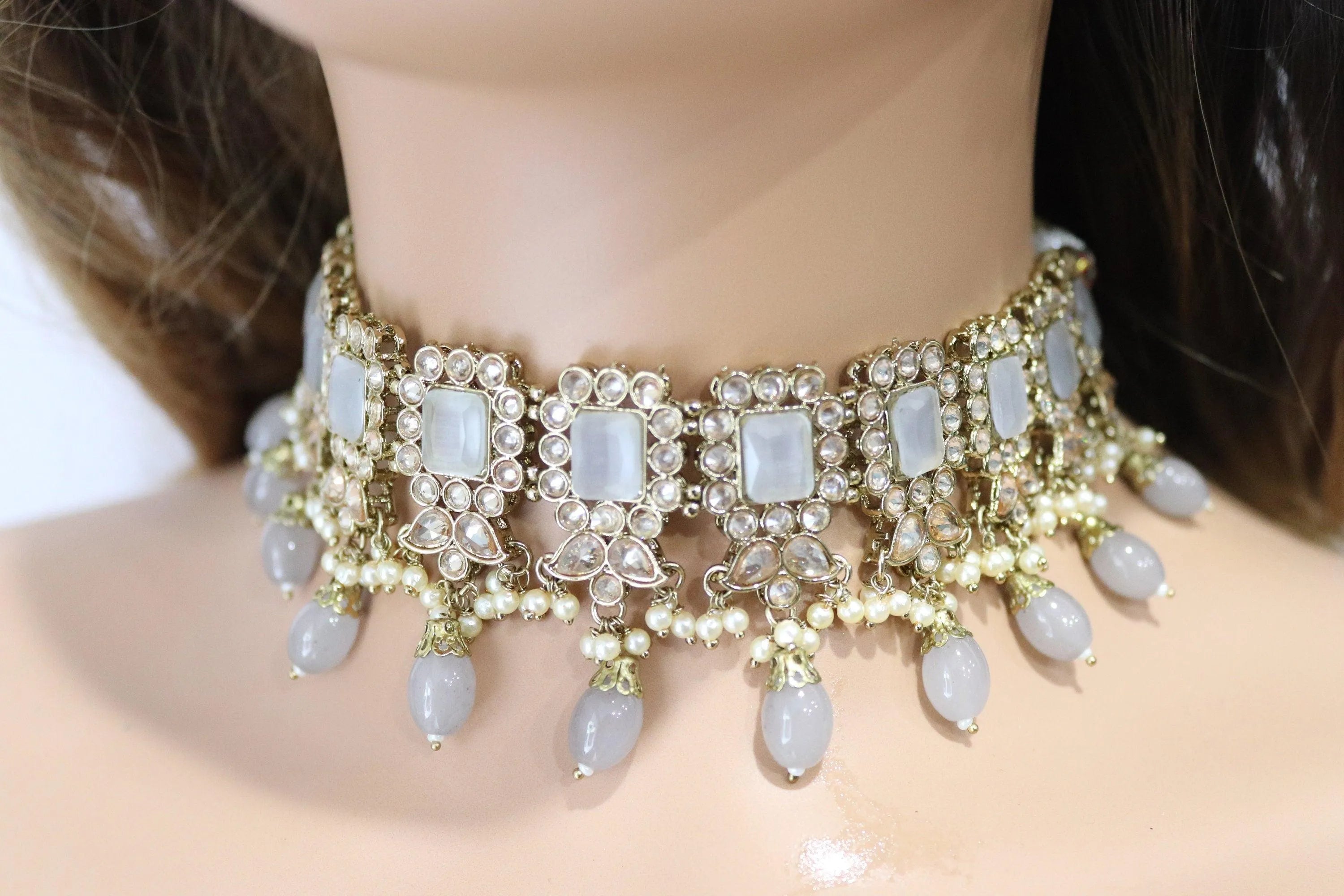 Myra Octo Gray Polki Choker Necklace