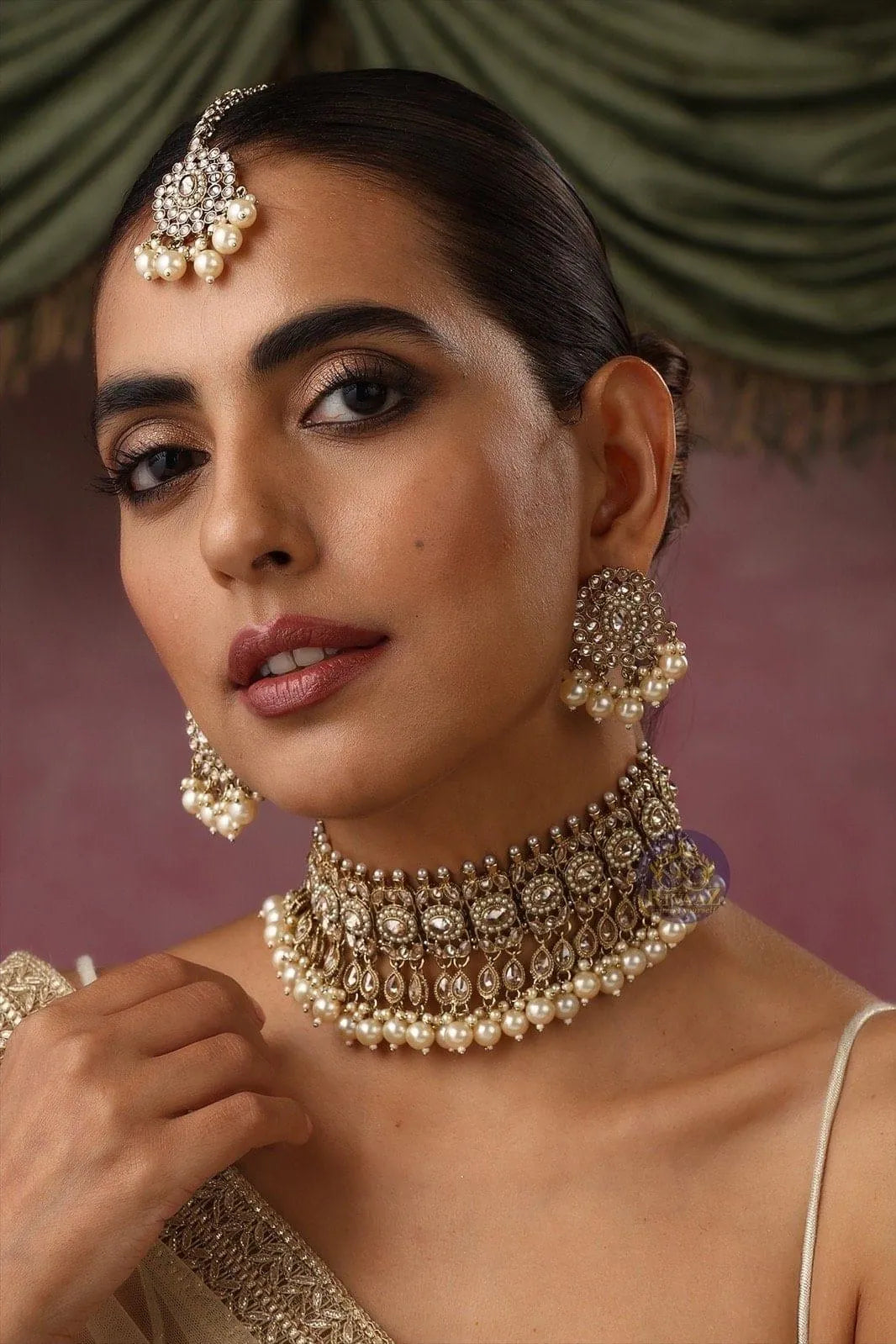 Zia Antique Gold Polki Choker with chaandbali