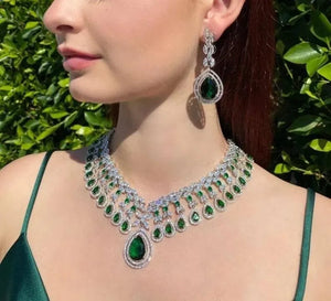 Zia Emerald Necklace Set
