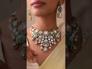 Veyra bridal kundan jewelry with necklace, earrings, and tikka