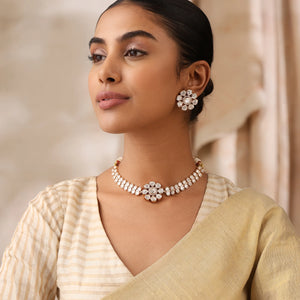 Sheesha Bloom Polki Choker Set – Delicate Floral Uncut Polki Necklace with Stud Earrings