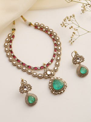 Suhani Emerald Kundan Set