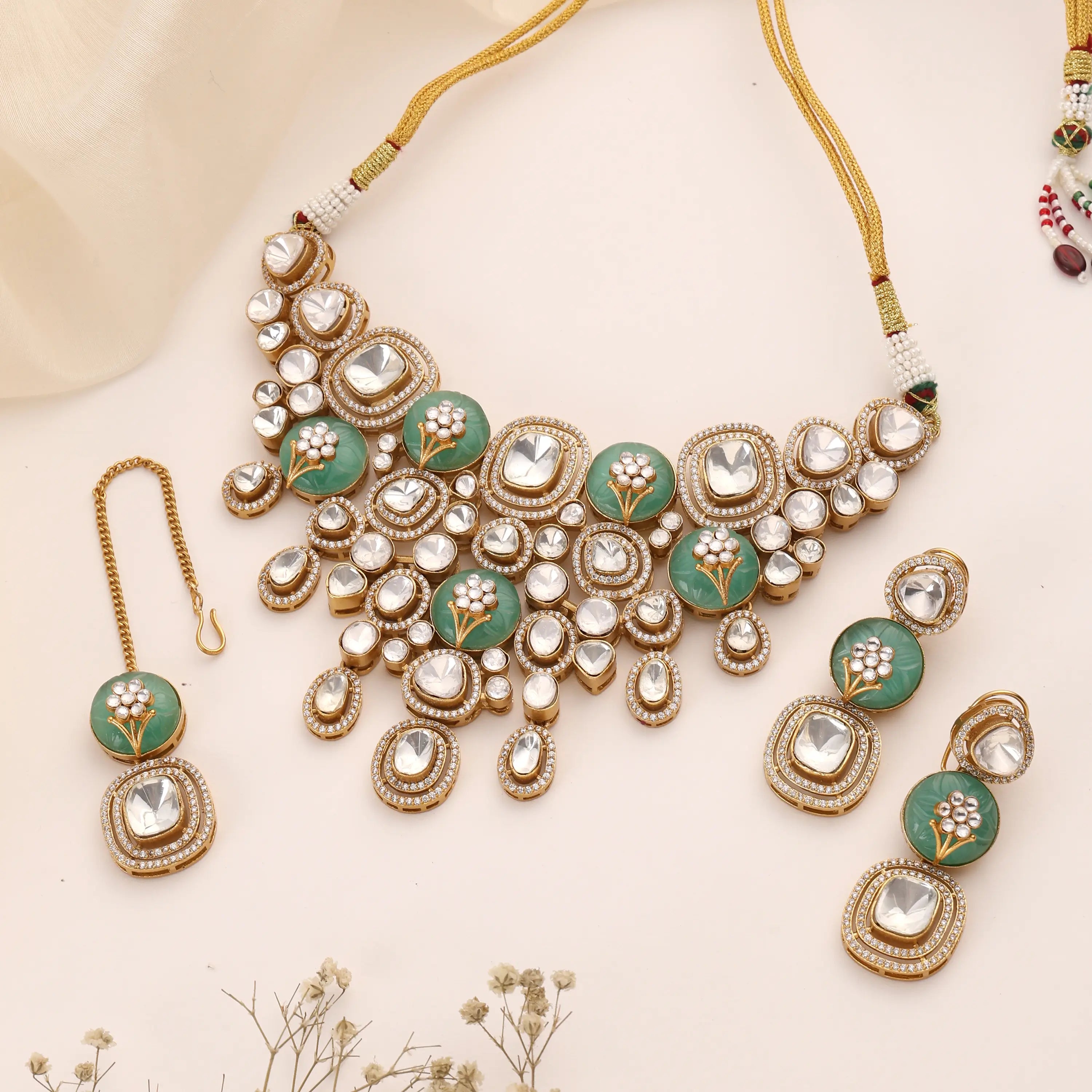 Veyra Kundan Mint Statement Necklace Set