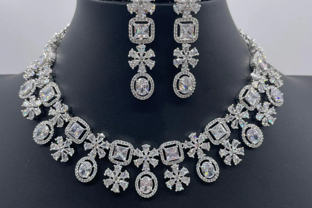 Why CZ Diamond Necklaces Make the Perfect Gift for Every Occasion