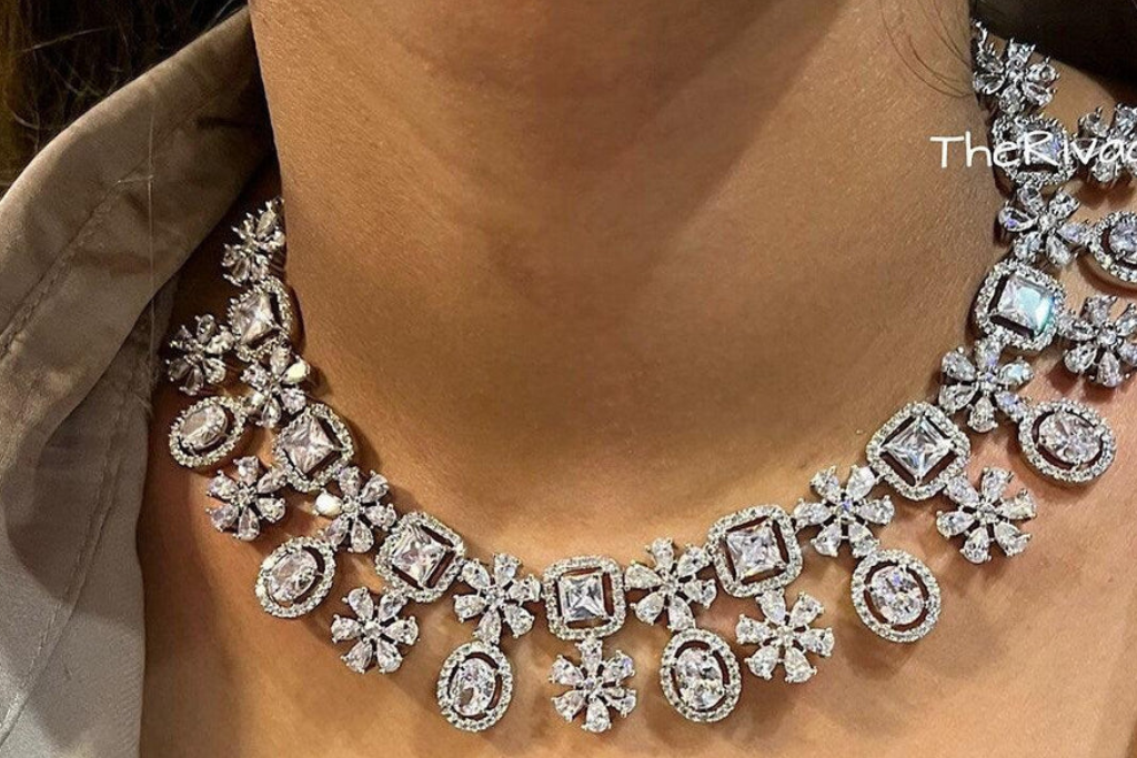 Why CZ Diamond Necklaces Are the Perfect Affordable Luxury