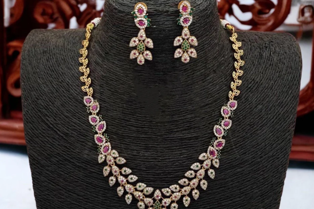 Enchantment of Pakistani Jewelry: A Look at Its Unique Designs and Symbolism