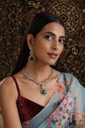 Emerald Uncut Polki Delicate Set