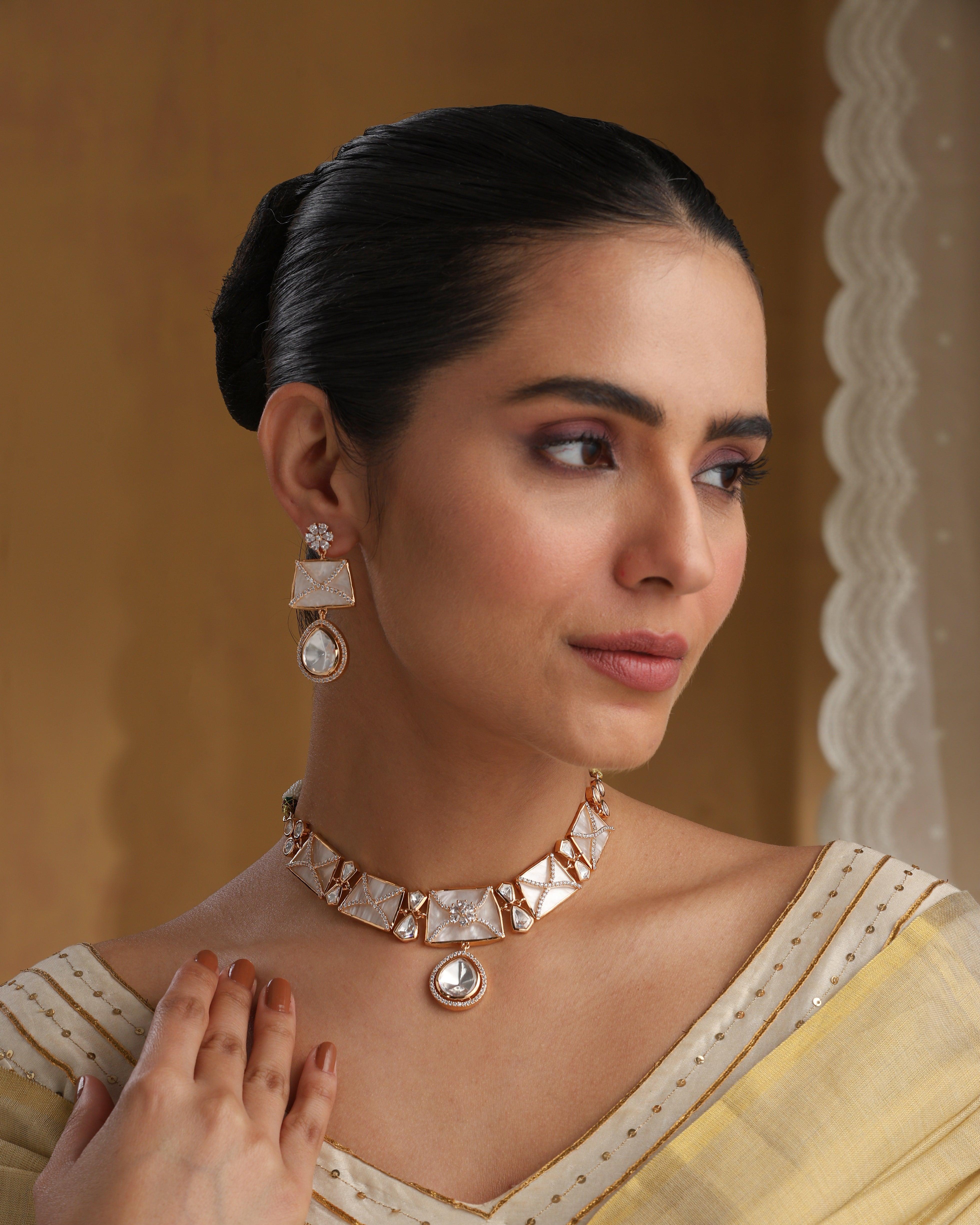 Mother Of Pearl Choker