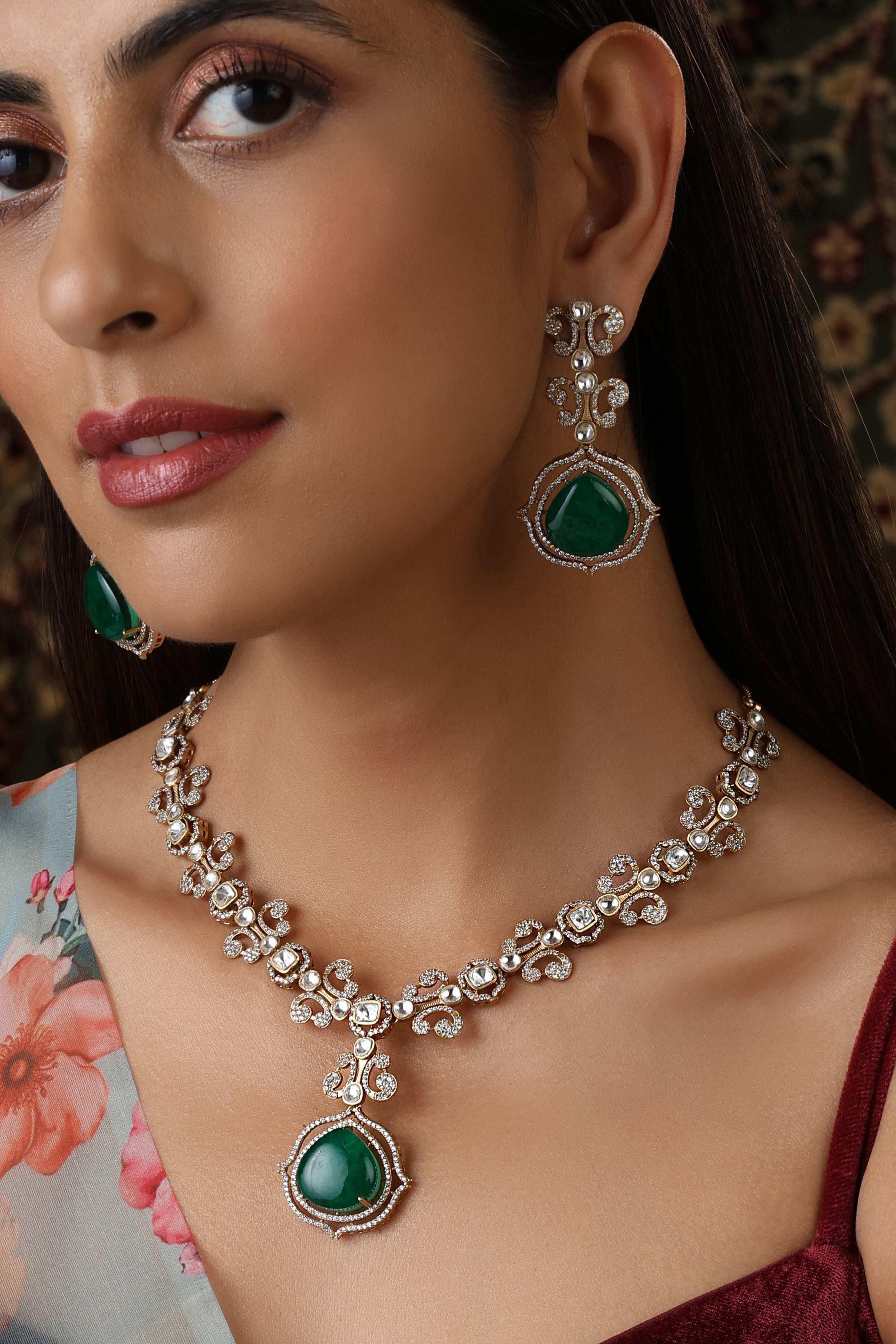 Emerald Uncut Polki Delicate Set