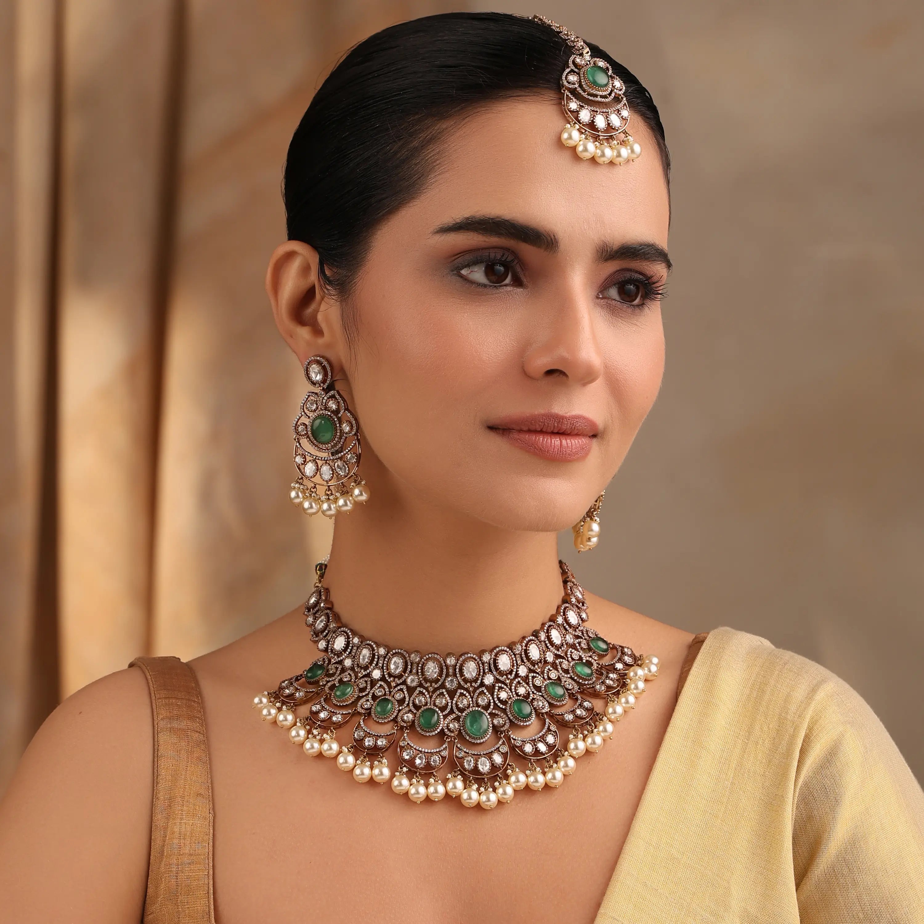 Emerald Kundan Pearl Necklace Set (Necklace + Earrings + Maang Tikka)