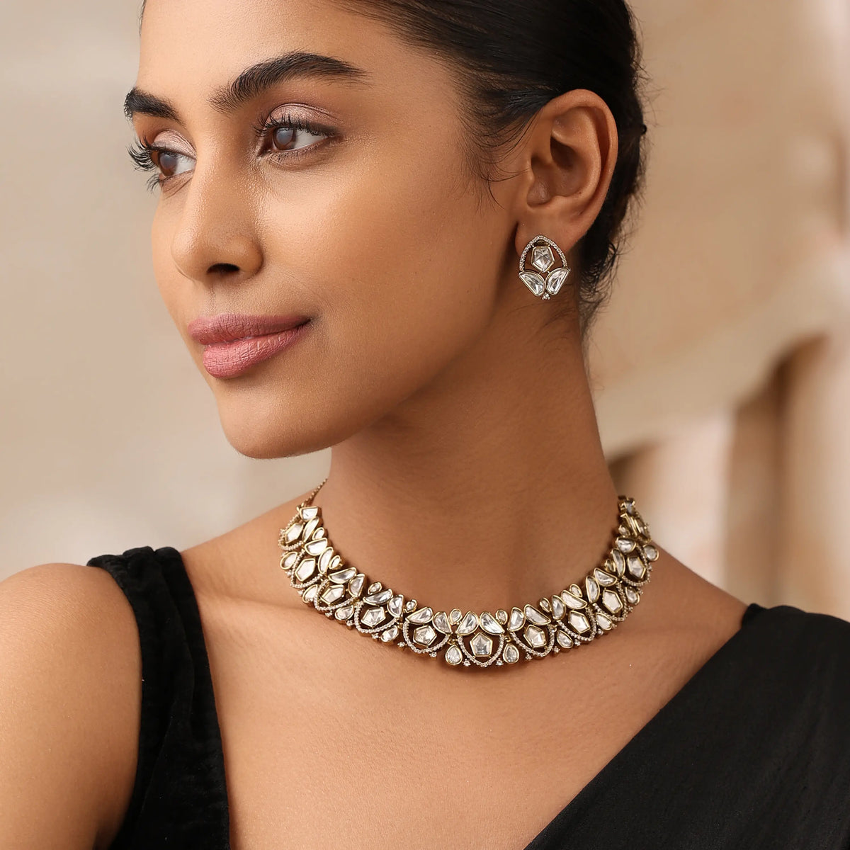 Uncut Classic Kundan Polki Necklace Set with Matching Earrings