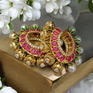 Kundan Earring in ruby and pearl accents