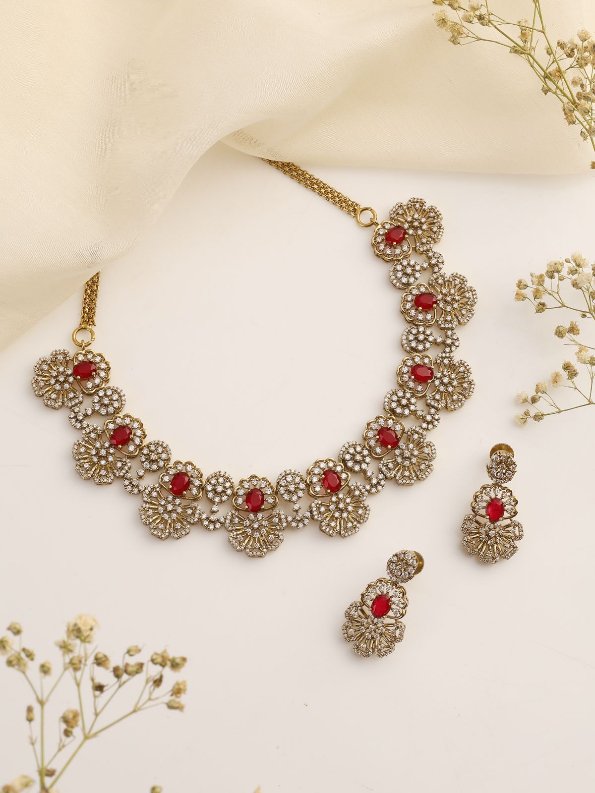 Aarvi Red Kundan Floral Necklace Set in Antique Polish with Earrings