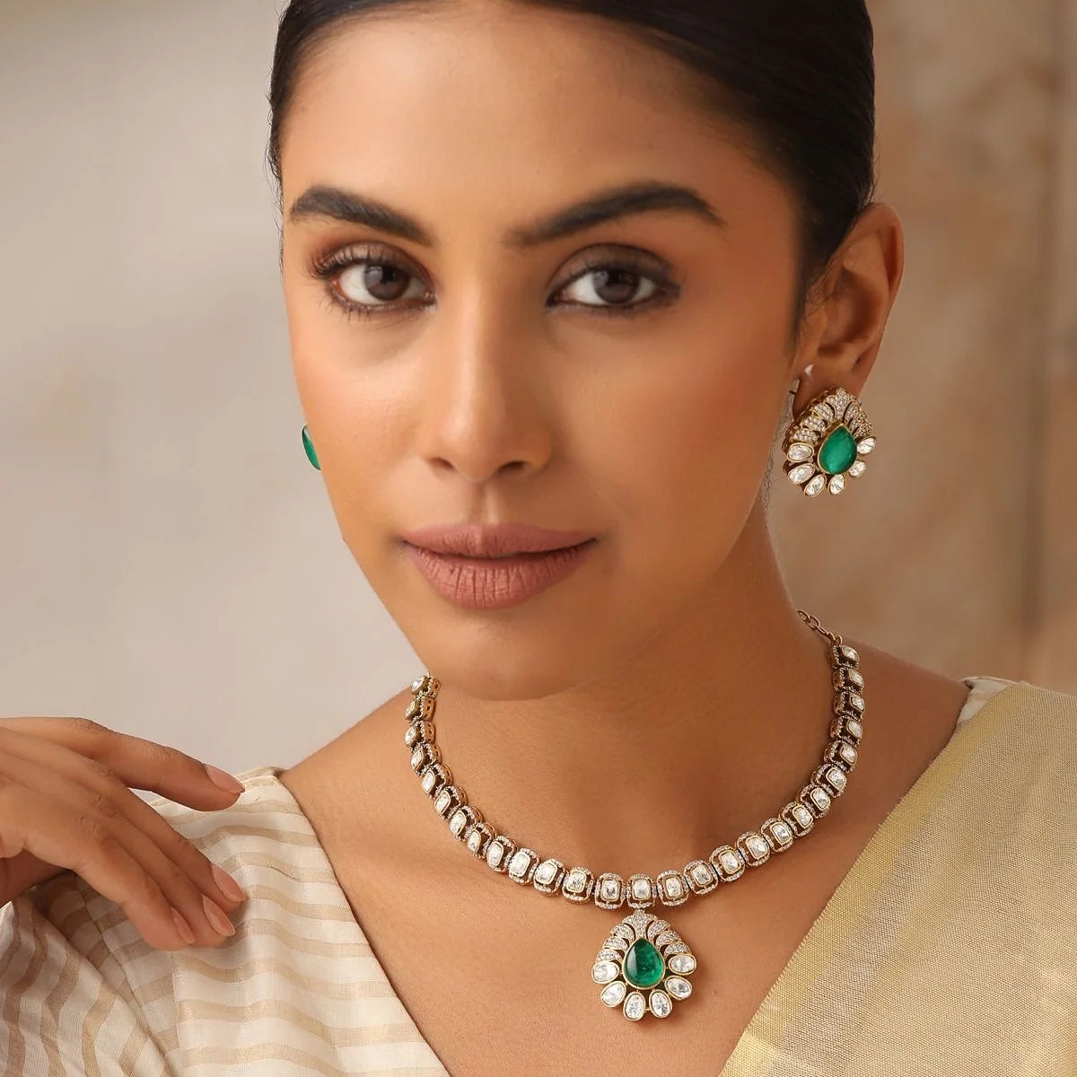 Aabroo – Emerald Polki Choker Necklace with Earrings