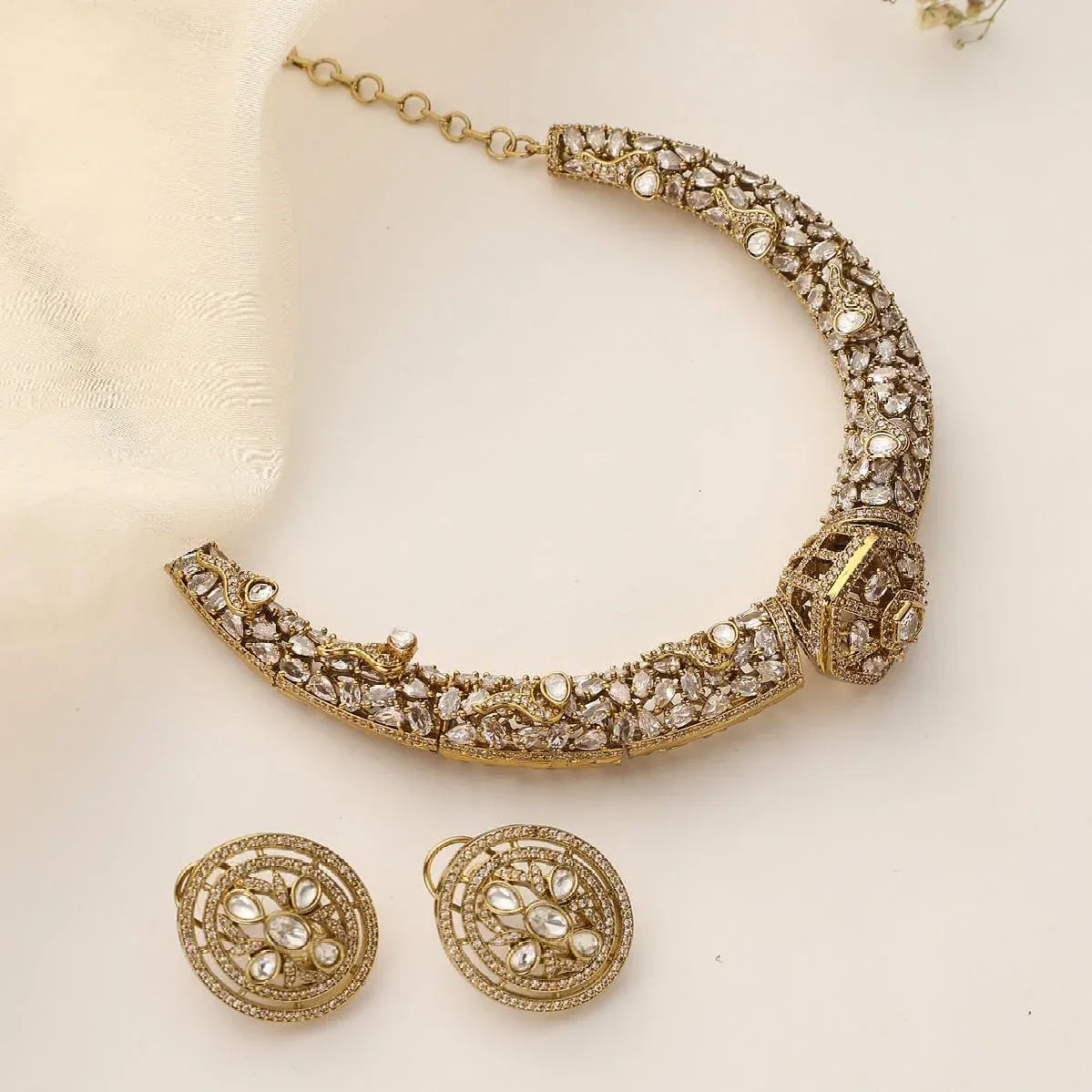 Antique Gold  Hasli