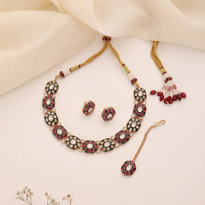 Avya Kundan Choker Set with Earrings & Maang Tikka