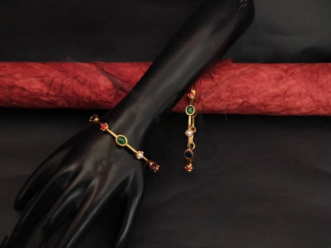 Zoya Semiprecious Kemp Bangle Pair