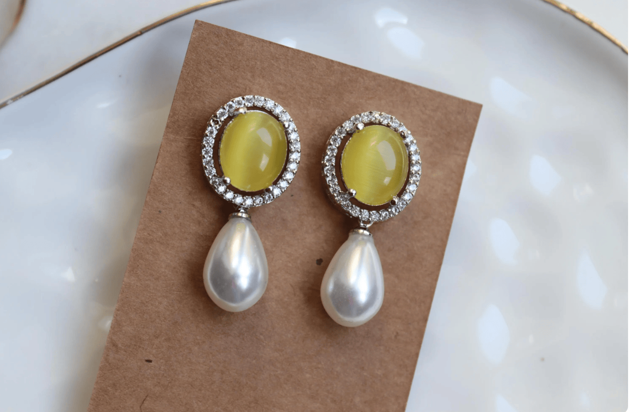 Cabochon Studs- Assorted Color