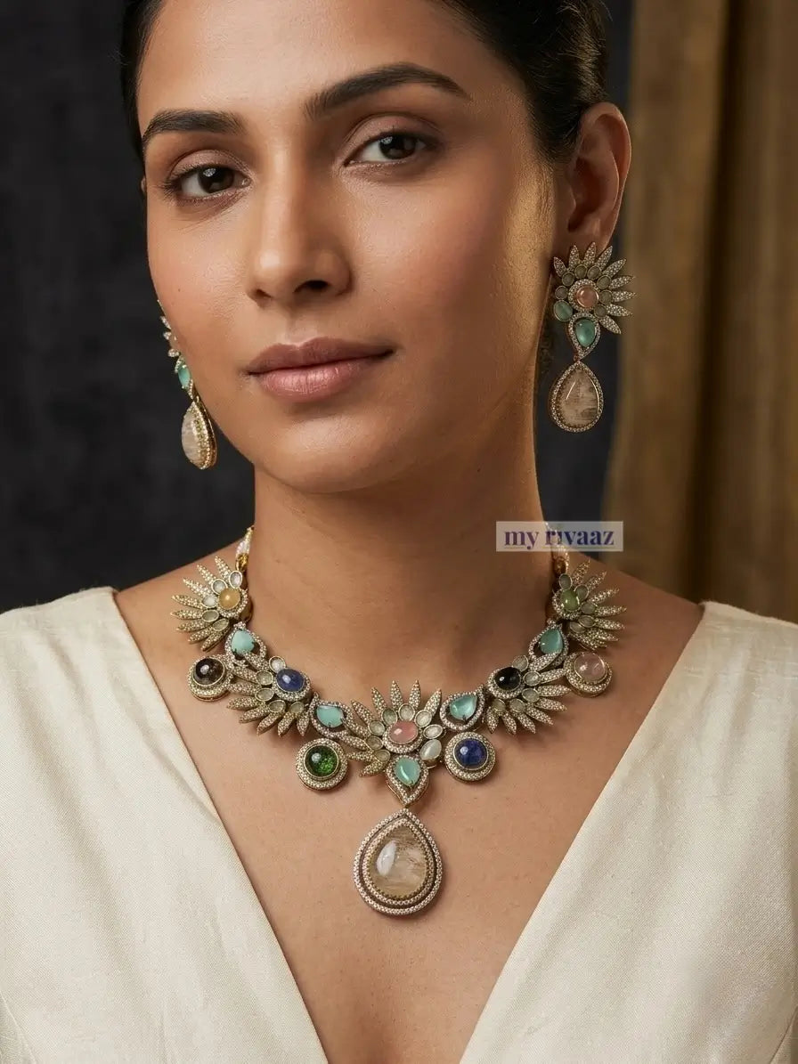 Sabhya Cabochon Necklace Set