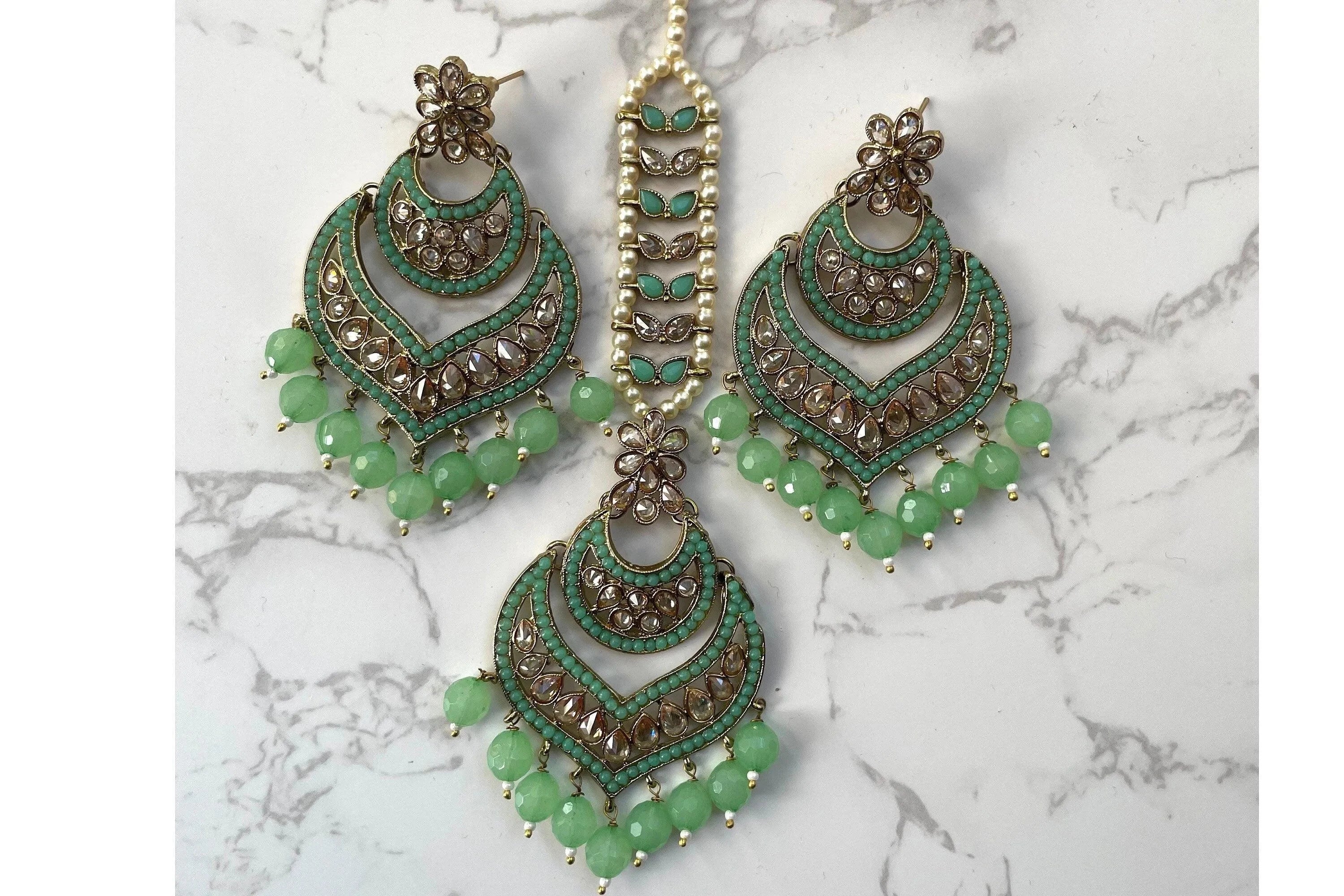 Tikka Set in Mint Polki / Earrings Tikka Set / Maangtikka Set / Punjabi Jewelry/ Pakistani Jewelry/ Indian Earrings / Indian Jewelry