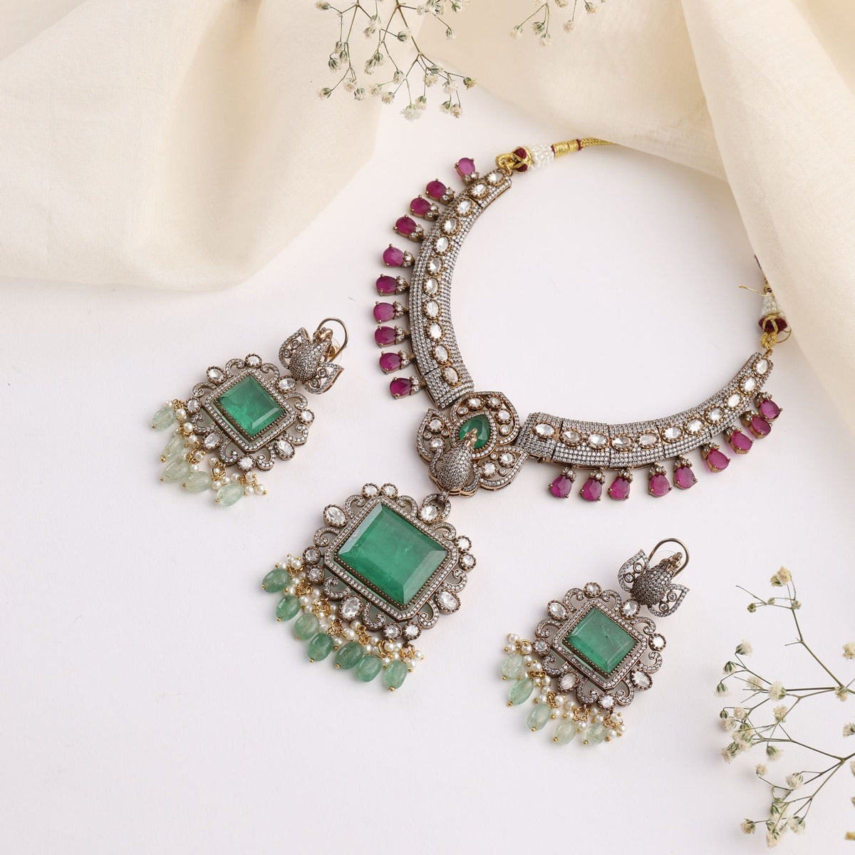 Elina Emerald Necklace Set with Statement Earrings