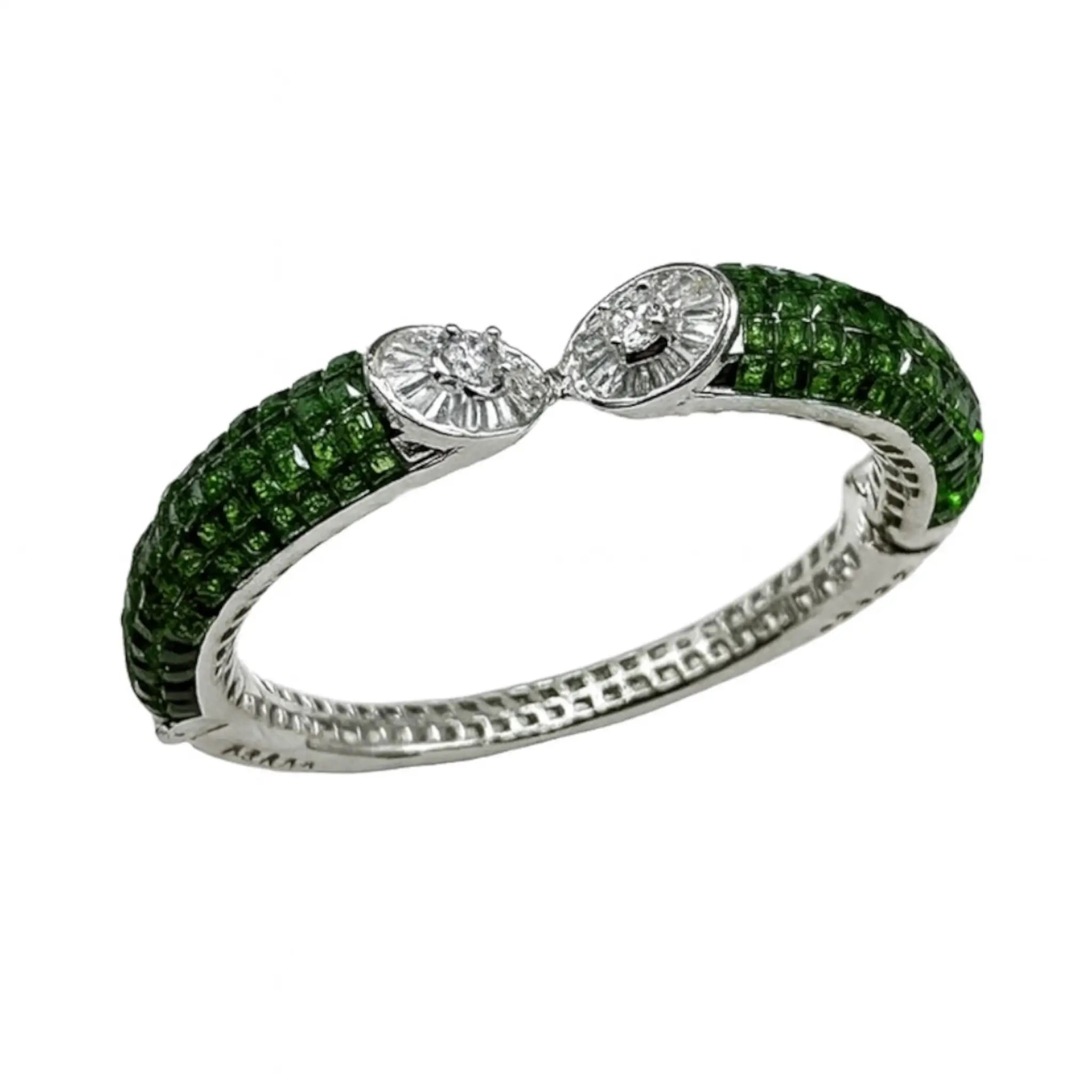 Emerald Invisible Setting Bracelet