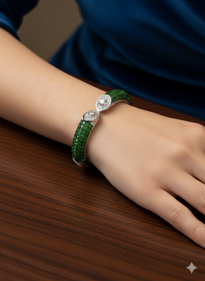 Emerald Invisible Setting Bracelet