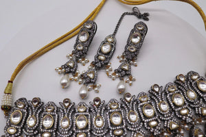 GlambyRivaaz Necklaces Victorian Choker Necklace