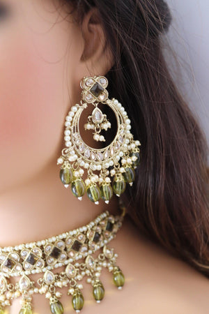 GlambyRivaaz Necklaces Ziva Peridot Green Polki Choker Set With Earrings