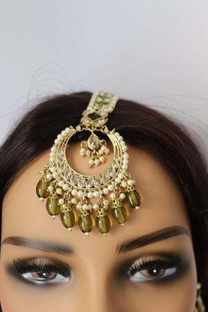 GlambyRivaaz Necklaces Ziva Peridot Green Polki Choker Set With Earrings